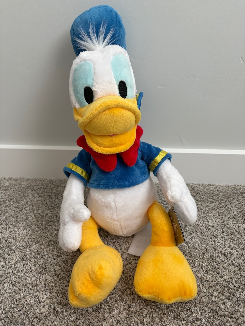 Donald Duck licensed medium plush NWT